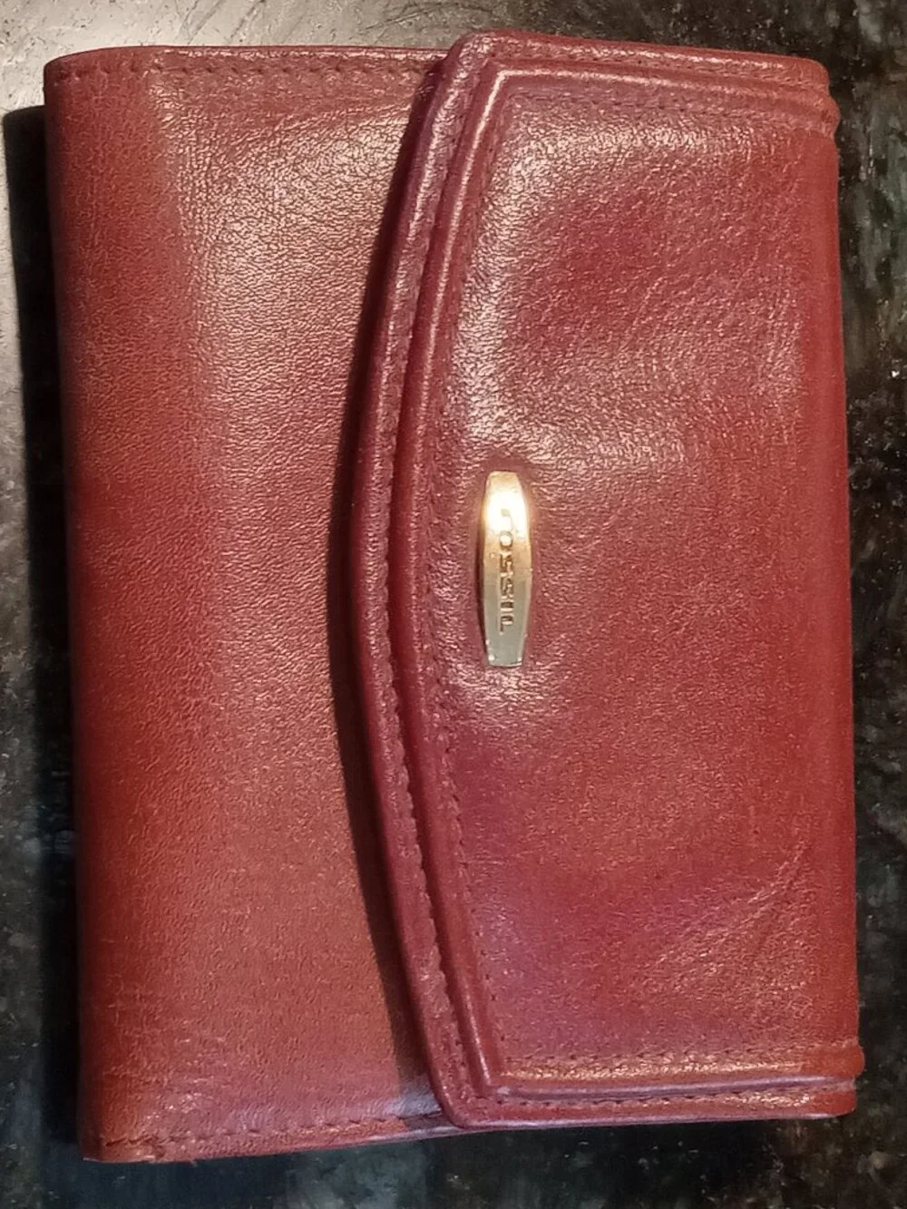FOSSIL Genuine Leather Cognac Billfold - never used!